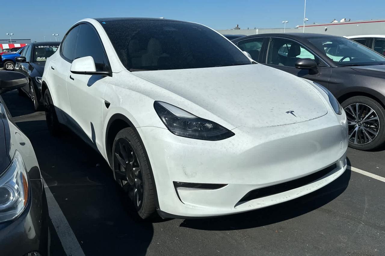 2024 Tesla Model Y Long Range