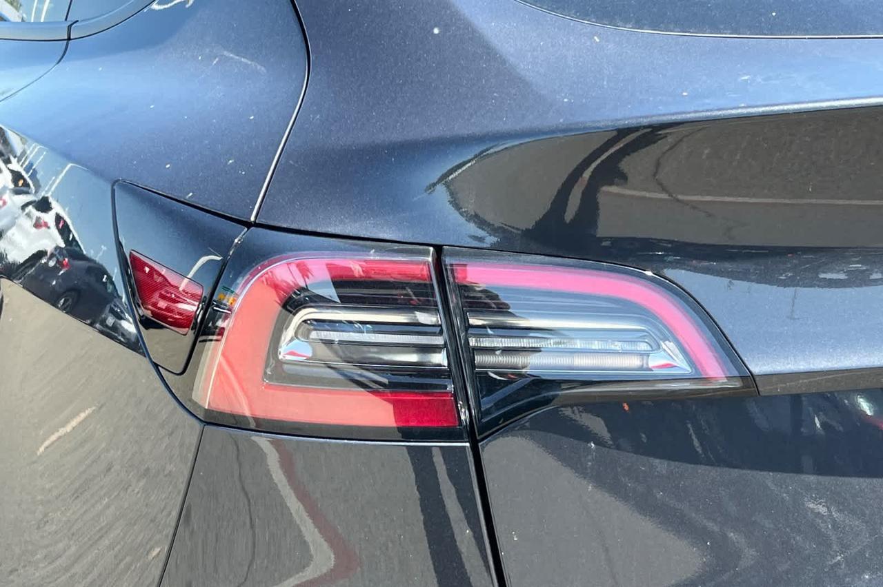 2024 Tesla Model Y Long Range Roseville CA