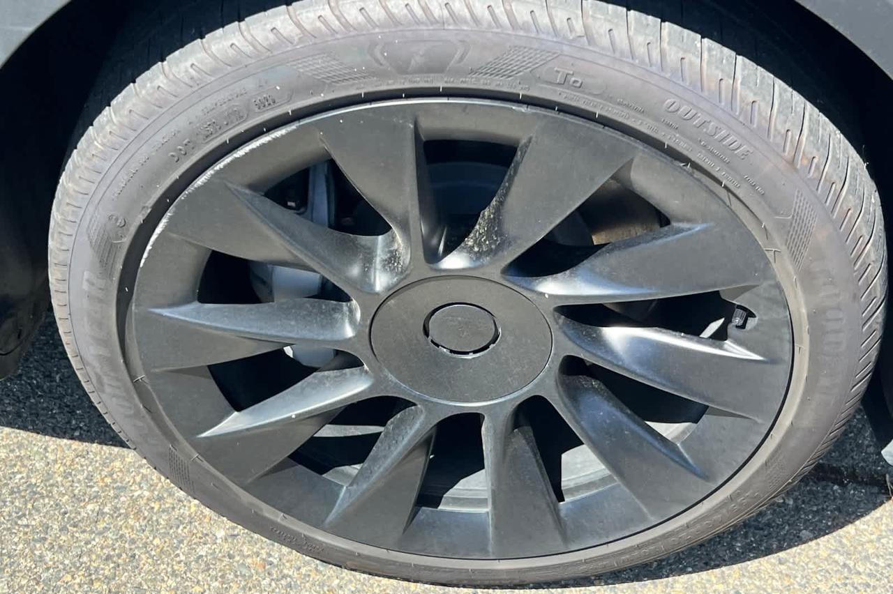 2024 Tesla Model Y Long Range Roseville CA