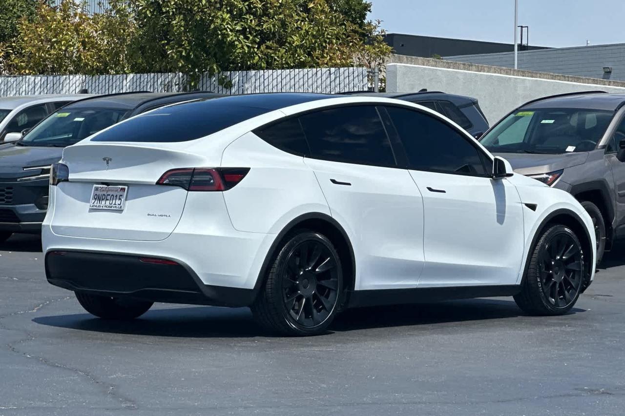 2024 Tesla Model Y Long Range