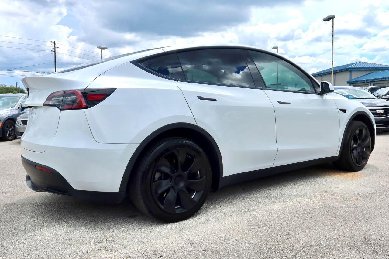 2024 Tesla Model Y Long Range Sport Utility 4D