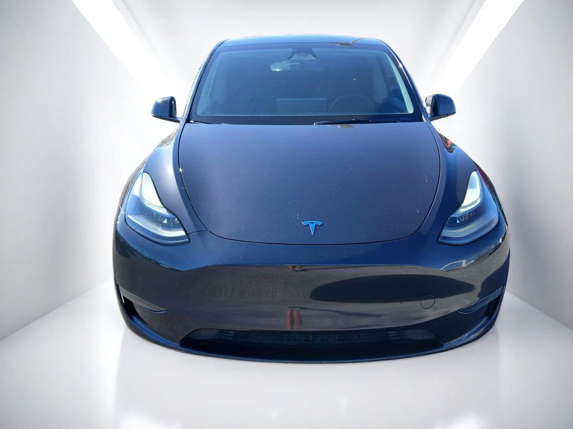 2024 Tesla Model Y Long Range Sport Utility 4D