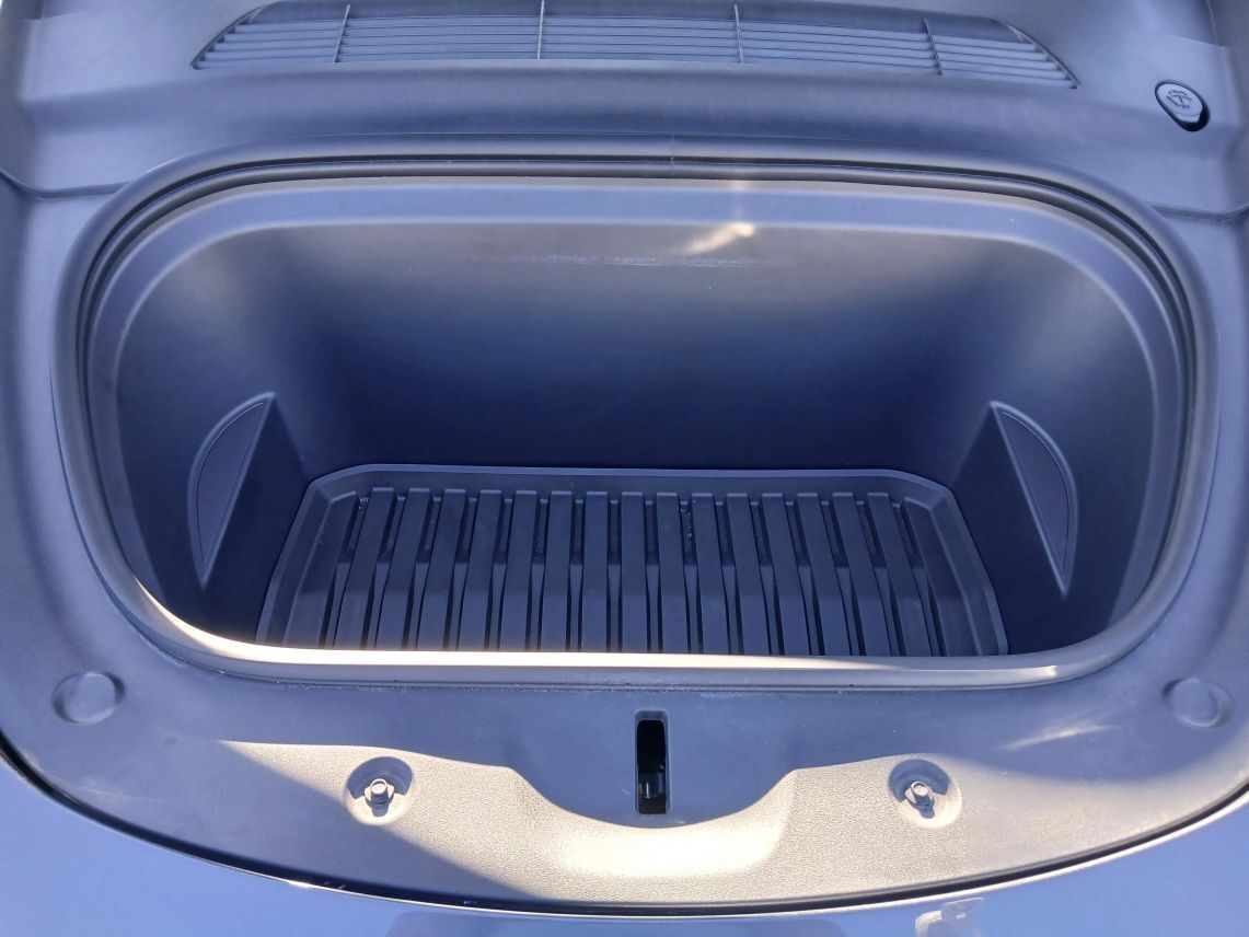 2024 Tesla Model Y Long Range Sport Utility 4D Maitland FL