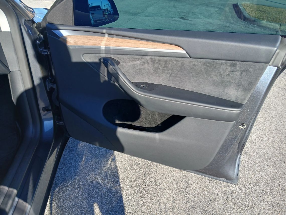 2024 Tesla Model Y Long Range Sport Utility 4D Maitland FL