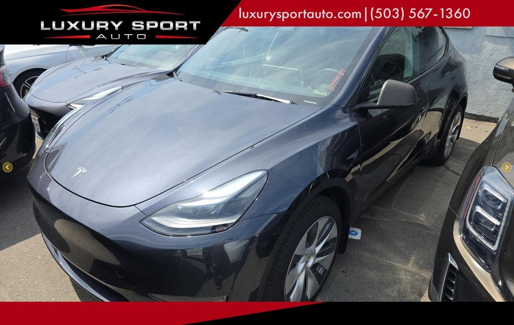 2024 Tesla Model Y Long Range