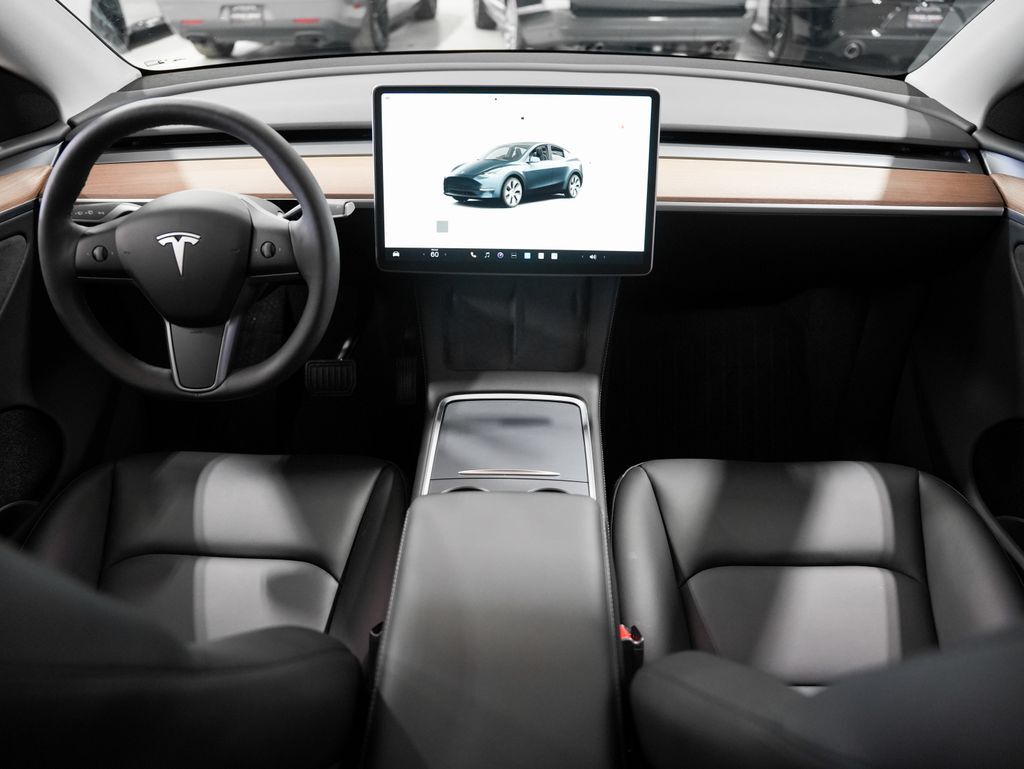 2024 Tesla Model Y Long Range Tigard OR