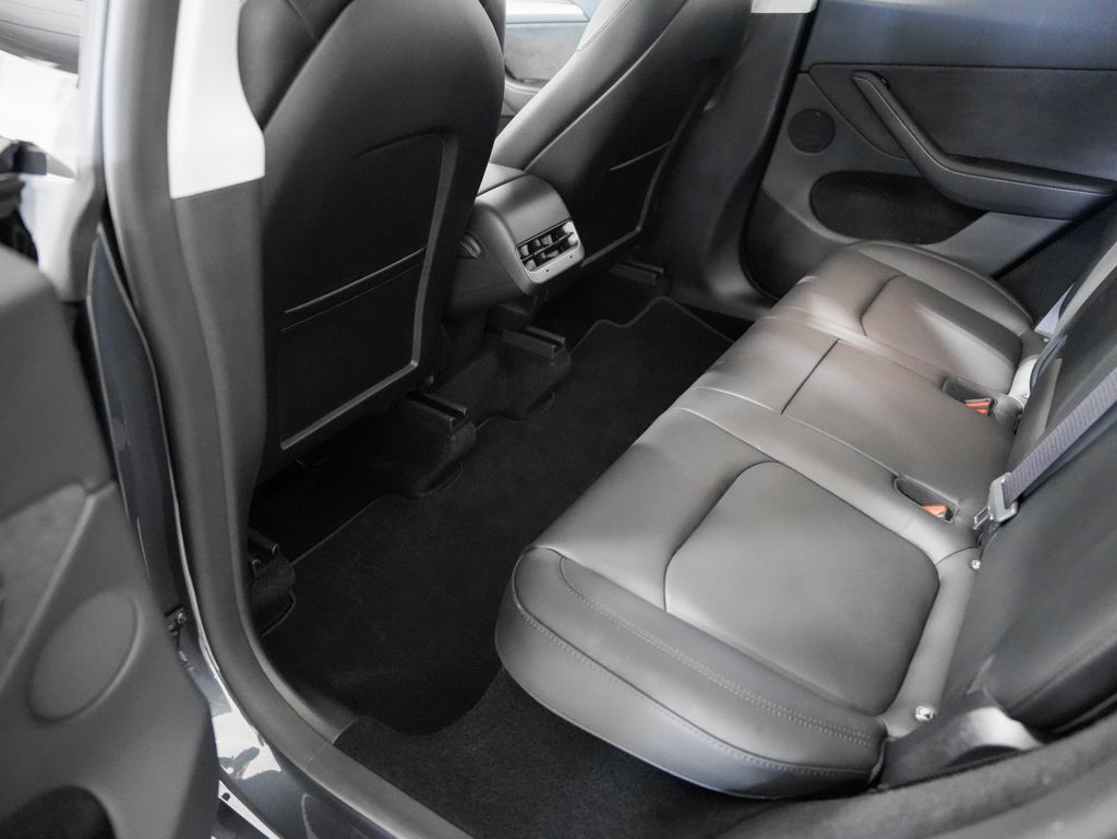 2024 Tesla Model Y Long Range Tigard OR