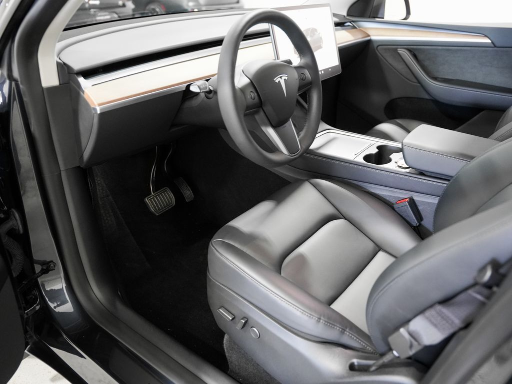 2024 Tesla Model Y Long Range Tigard OR