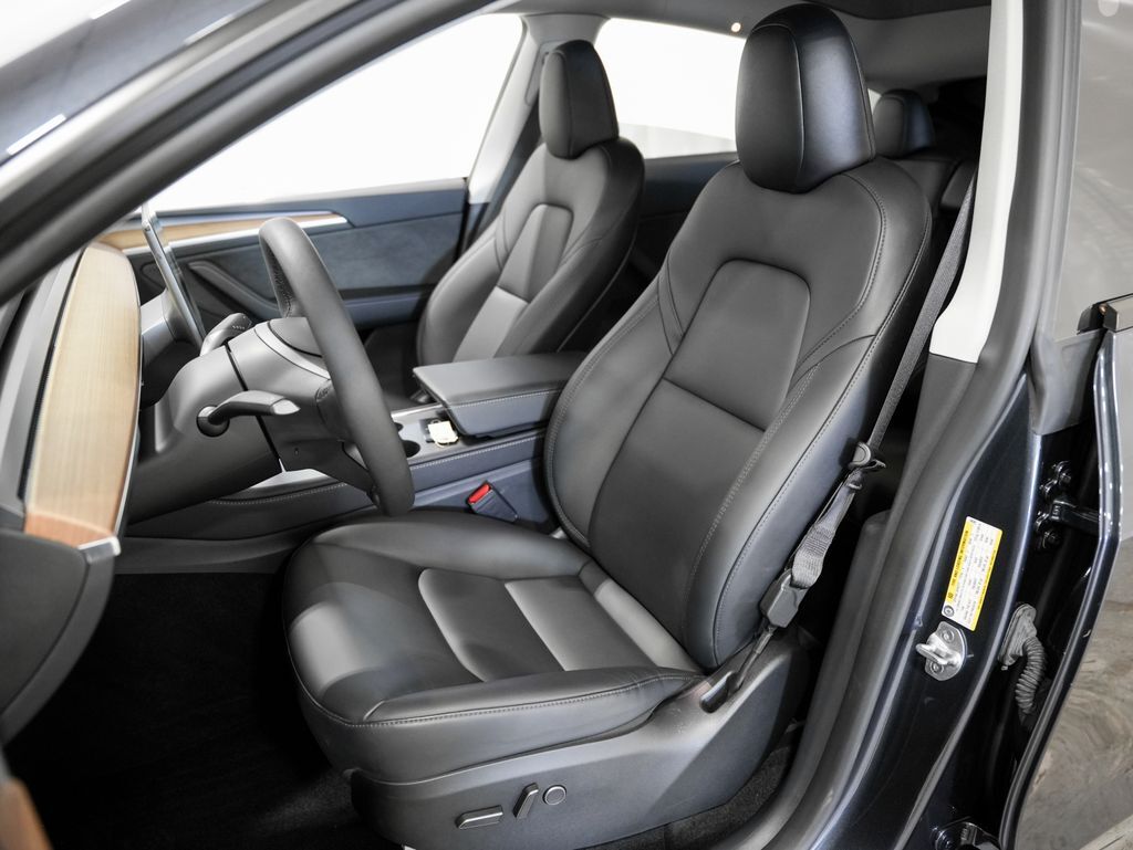 2024 Tesla Model Y Long Range Tigard OR