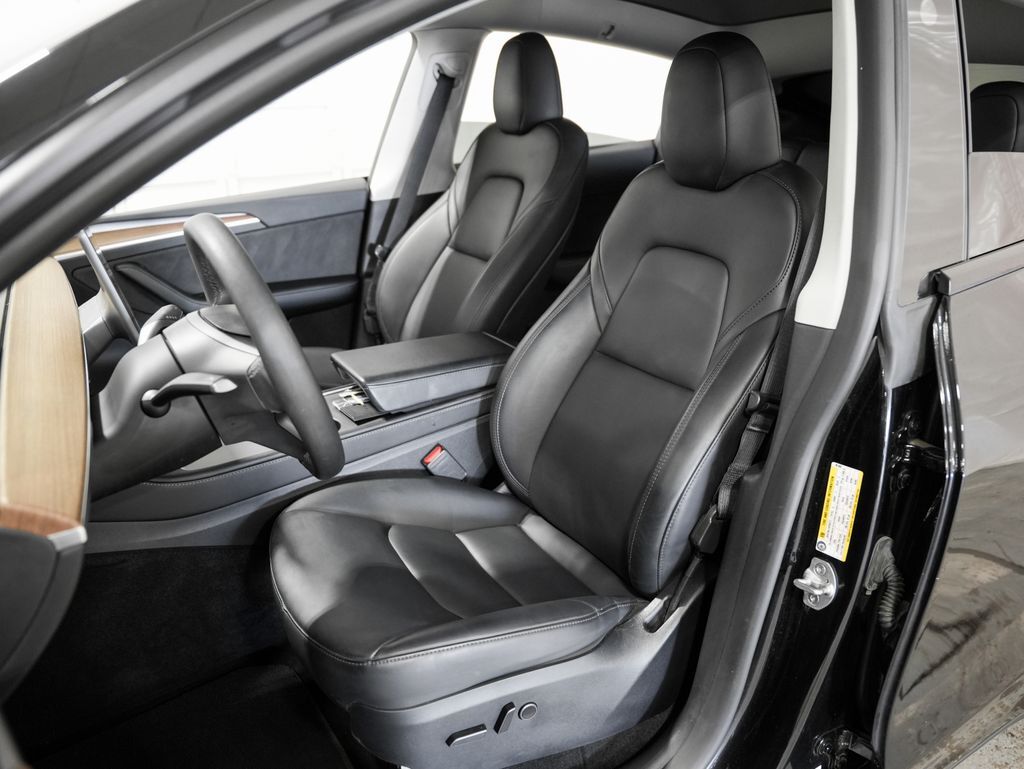 2024 Tesla Model Y Long Range Tigard OR