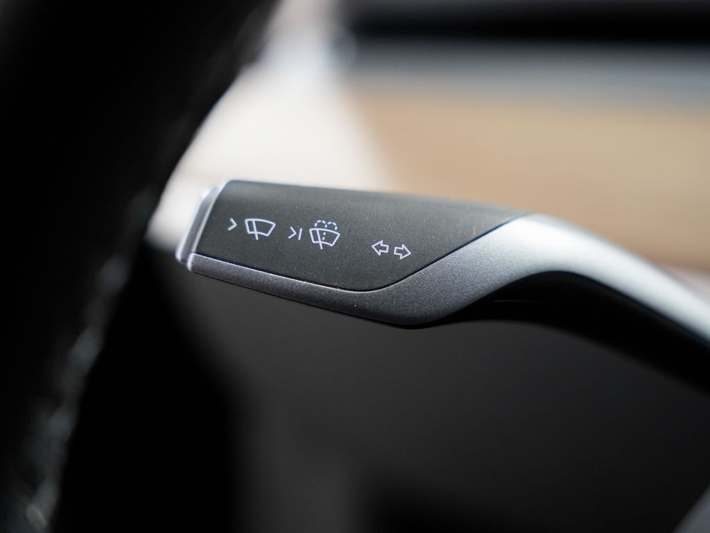 2024 Tesla Model Y Long Range Tigard OR