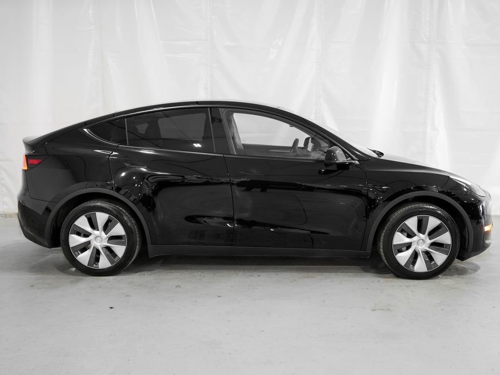 2024 Tesla Model Y Long Range Tigard OR