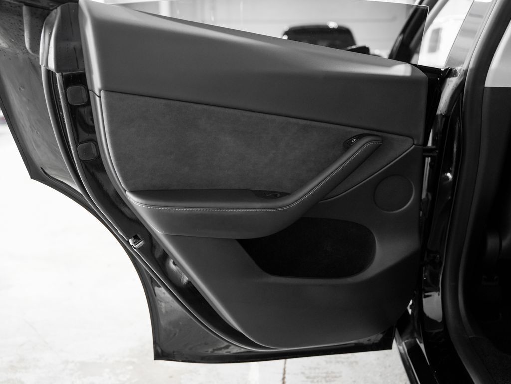 2024 Tesla Model Y Long Range Tigard OR