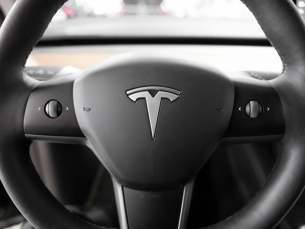 2024 Tesla Model Y Long Range Tigard OR