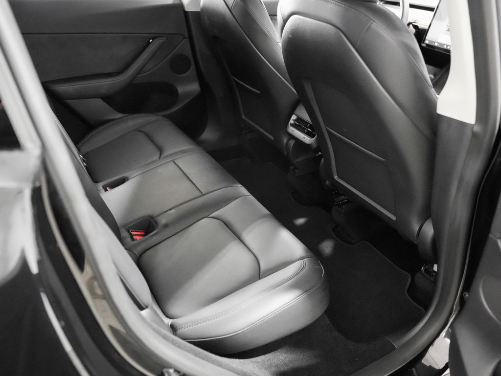 2024 Tesla Model Y Long Range Tigard OR