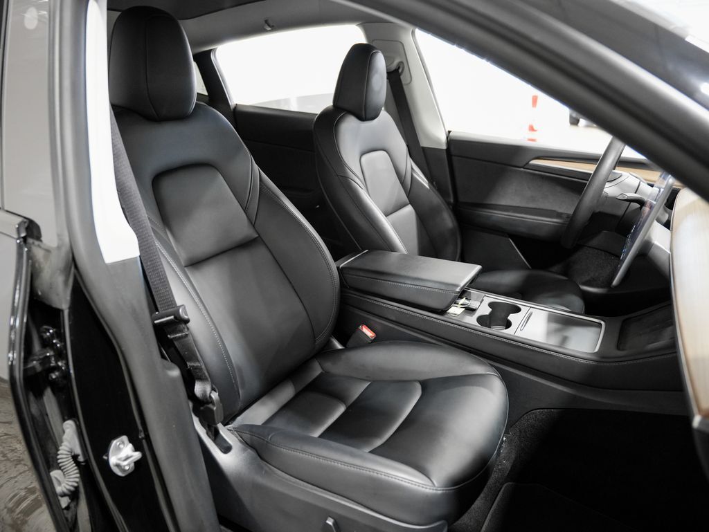 2024 Tesla Model Y Long Range Tigard OR