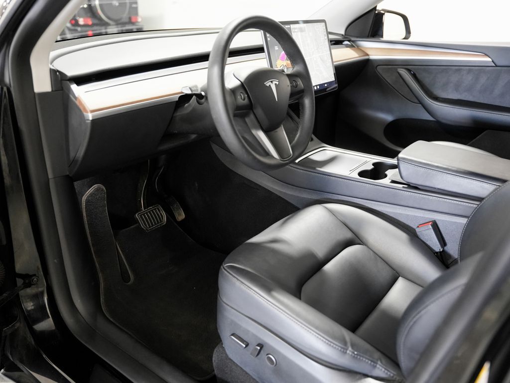 2024 Tesla Model Y Long Range Tigard OR