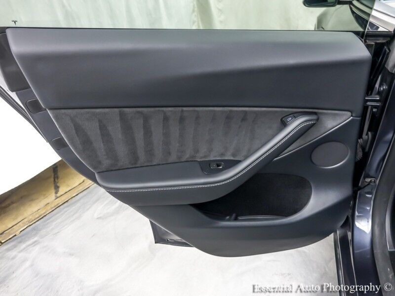 2024 Tesla Model Y Long Range Willowbrook IL