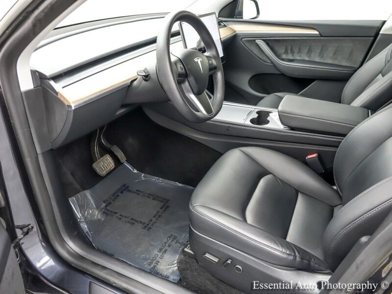 2024 Tesla Model Y Long Range Willowbrook IL