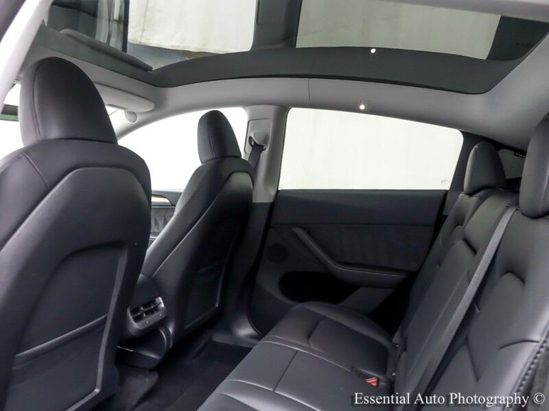 2024 Tesla Model Y Long Range Willowbrook IL