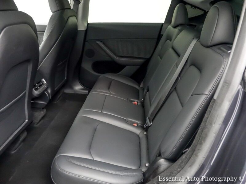 2024 Tesla Model Y Long Range Willowbrook IL