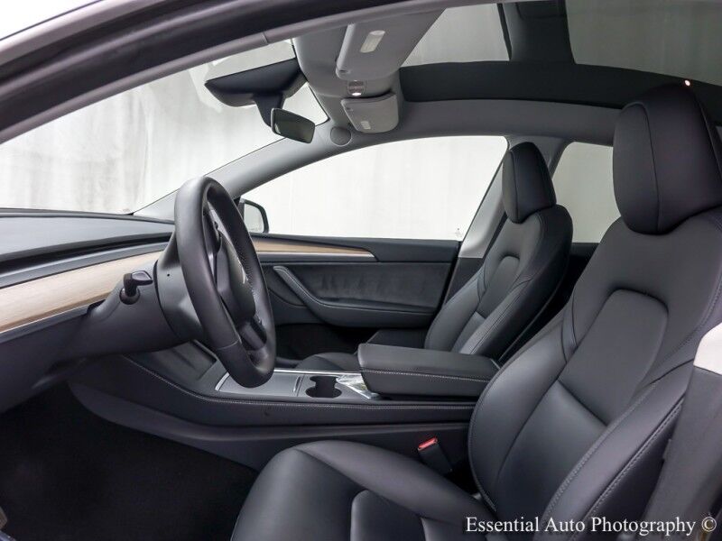 2024 Tesla Model Y Long Range Willowbrook IL