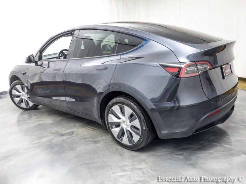 2024 Tesla Model Y Long Range Willowbrook IL