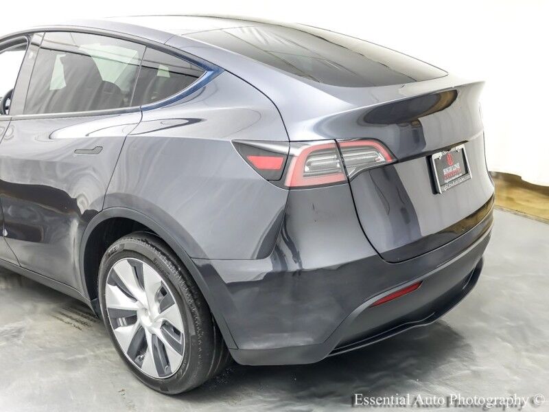2024 Tesla Model Y Long Range Willowbrook IL