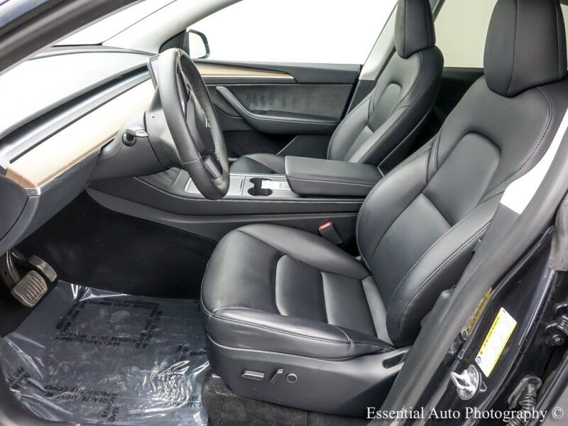 2024 Tesla Model Y Long Range Willowbrook IL