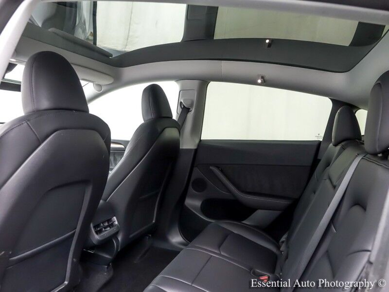 2024 Tesla Model Y Long Range Willowbrook IL