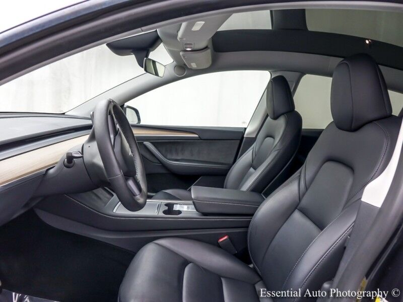 2024 Tesla Model Y Long Range Willowbrook IL