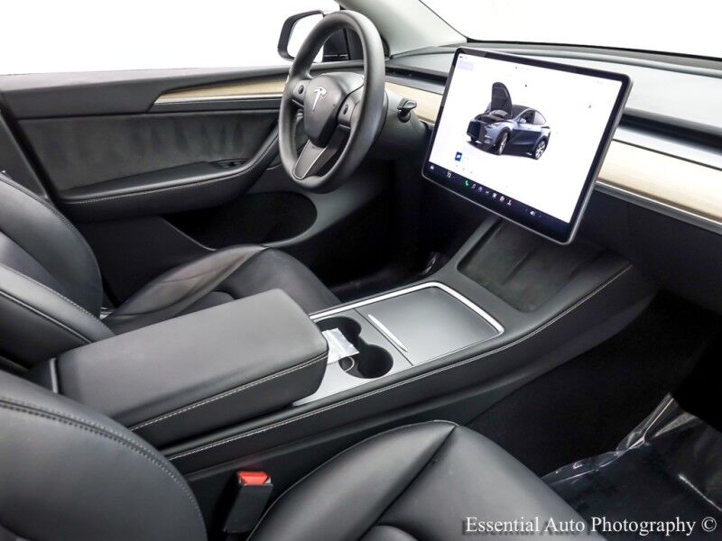 2024 Tesla Model Y Long Range Willowbrook IL