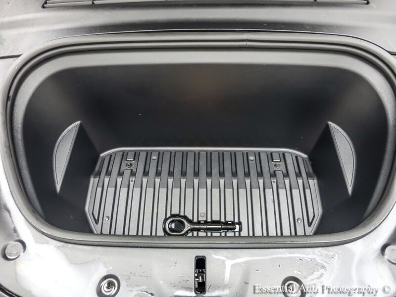 2024 Tesla Model Y Long Range Willowbrook IL