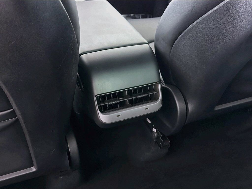2024 Tesla Model Y Long Range Willowbrook IL