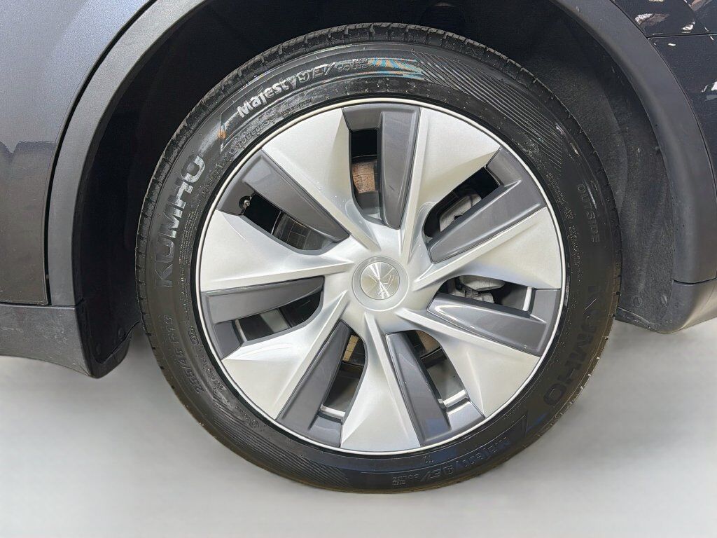 2024 Tesla Model Y Long Range Willowbrook IL
