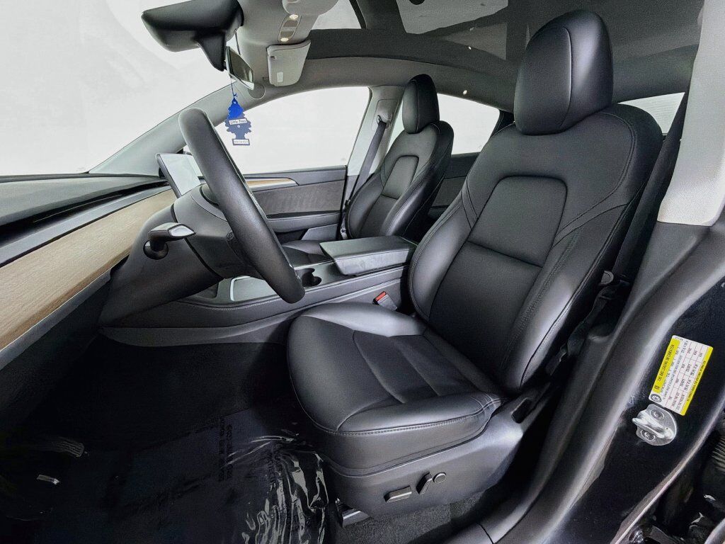 2024 Tesla Model Y Long Range Willowbrook IL