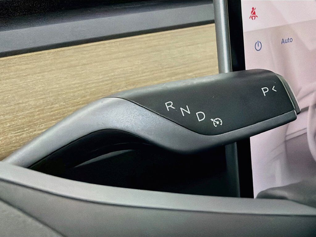 2024 Tesla Model Y Long Range Willowbrook IL