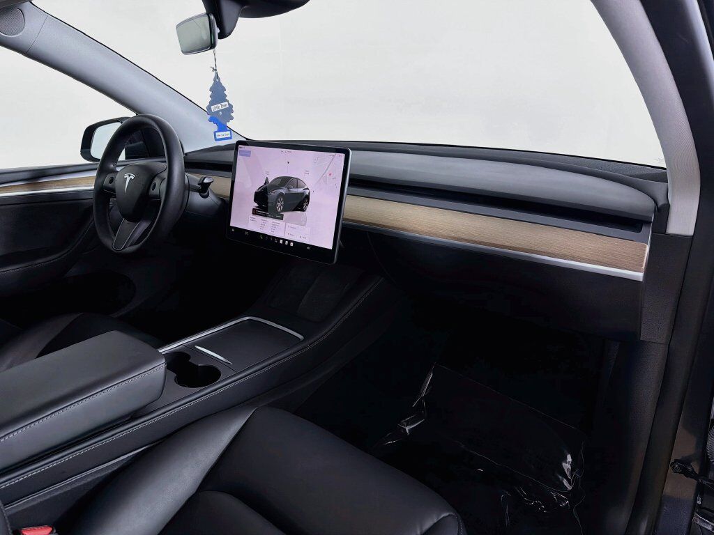2024 Tesla Model Y Long Range Willowbrook IL