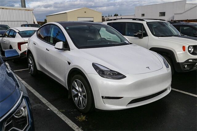2024 Tesla Model Y Long Range Tacoma WA
