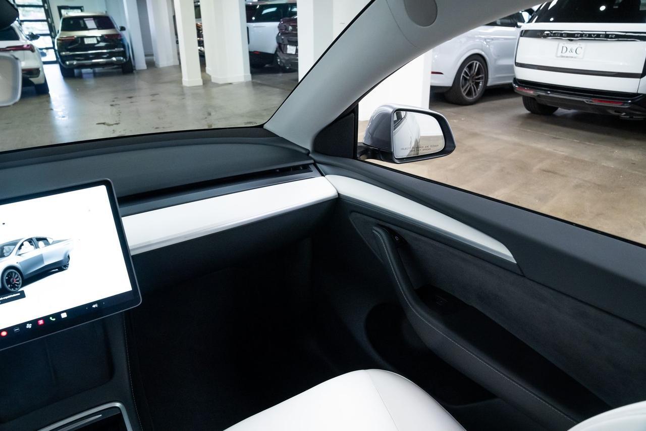 2024 Tesla Model Y Performance 1 Owner Heated Seats Portland OR