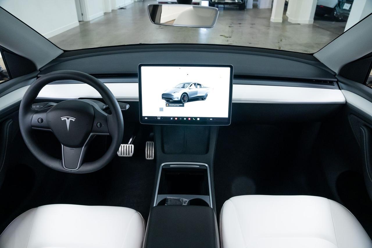 2024 Tesla Model Y Performance 1 Owner Heated Seats Portland OR