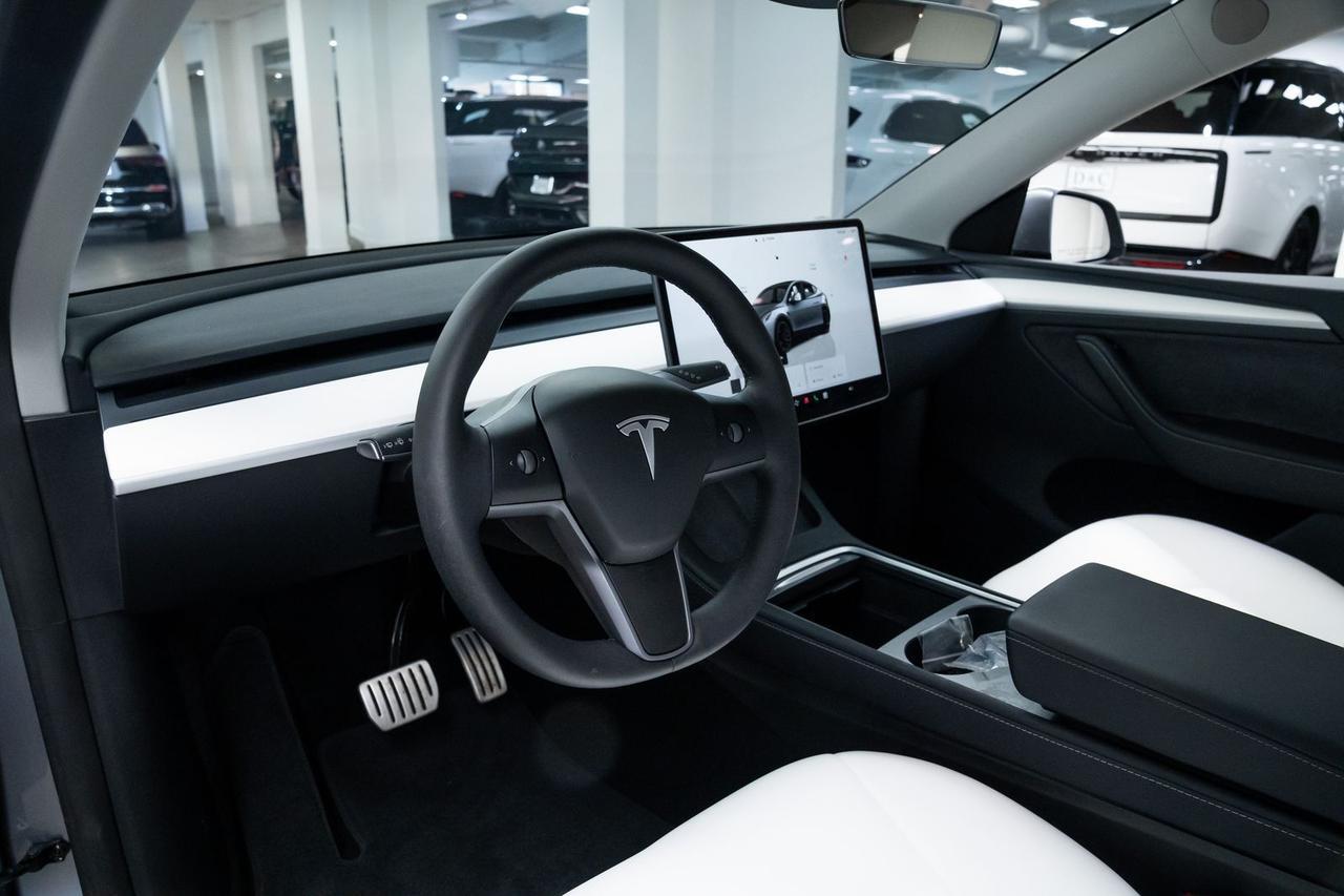 2024 Tesla Model Y Performance 1 Owner Heated Seats Portland OR