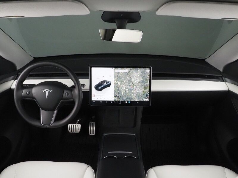 2024 Tesla Model Y Performance AWD *AUTOPILOT, NAVIGATION, SAFETY ALERTS, ADAPTIVE CRUISE, SURROUND VIEW CAMERAS, PANORAMA GLASS ROOF, HEATED SEATS/STEERING, 21 INCH UBERTURBINE WHEELS, WIRELESS CHARGING