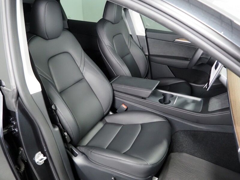 2024 Tesla Model Y Performance AWD *AUTOPILOT, NAVIGATION, SAFETY ALERTS, ADAPTIVE CRUISE, SURROUND VIEW CAMERAS, PANORAMA GLASS ROOF, HEATED SEATS/STEERING, 21 INCH UBERTURBINE WHEELS, WIRELESS CHARGING Round Rock TX