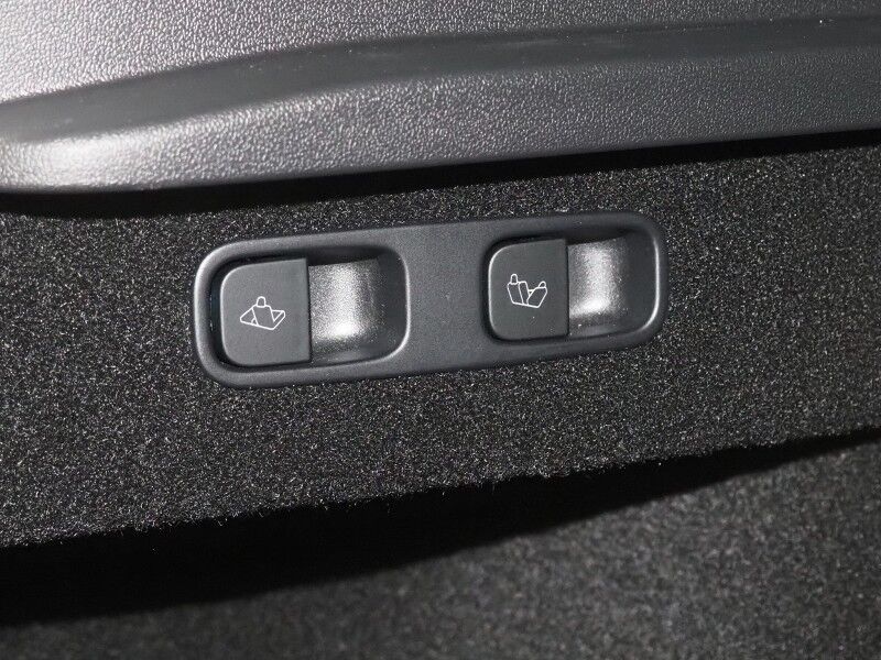 2024 Tesla Model Y Performance AWD *AUTOPILOT, NAVIGATION, SAFETY ALERTS, ADAPTIVE CRUISE, SURROUND VIEW CAMERAS, PANORAMA GLASS ROOF, HEATED SEATS/STEERING, 21 INCH UBERTURBINE WHEELS, WIRELESS CHARGING Round Rock TX