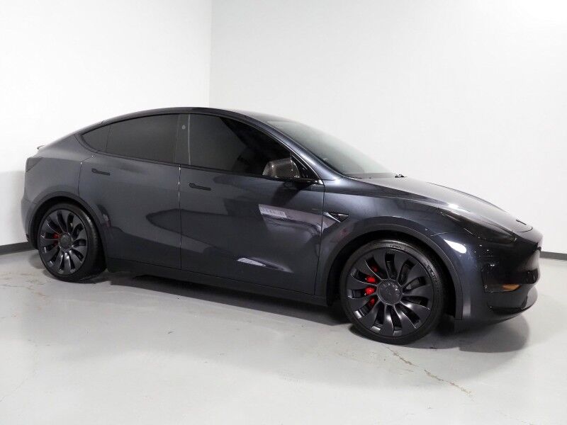2024 Tesla Model Y Performance AWD *AUTOPILOT, NAVIGATION, SAFETY ALERTS, ADAPTIVE CRUISE, SURROUND VIEW CAMERAS, PANORAMA GLASS ROOF, HEATED SEATS/STEERING, 21 INCH UBERTURBINE WHEELS, WIRELESS CHARGING