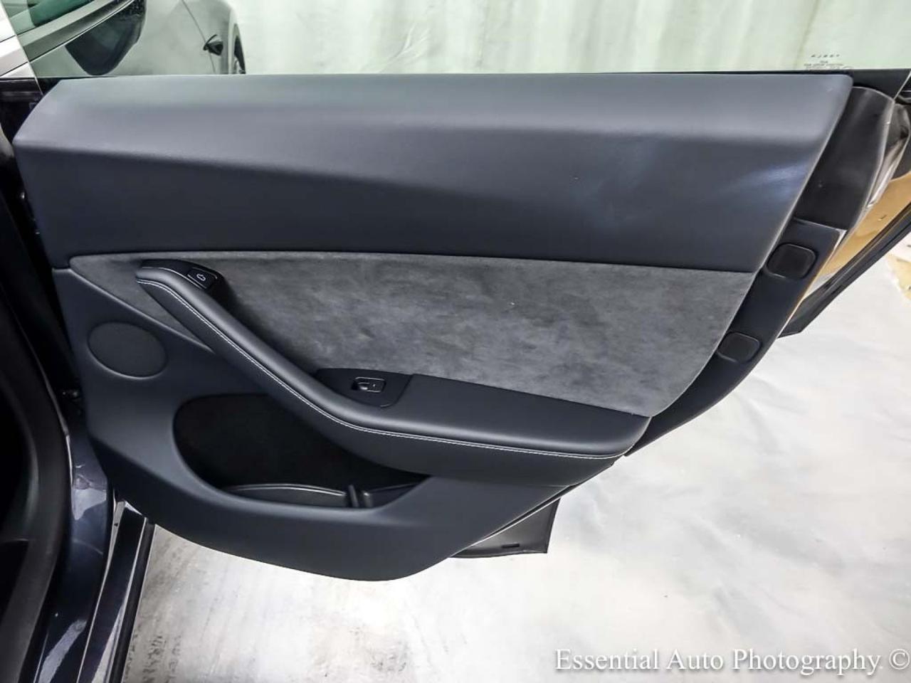 2024 Tesla Model Y Performance HW4 Willowbrook IL