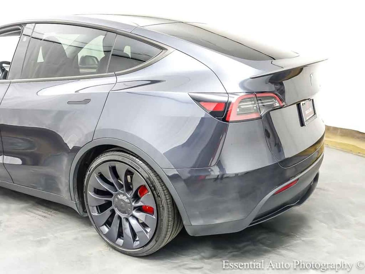 2024 Tesla Model Y Performance HW4 Willowbrook IL