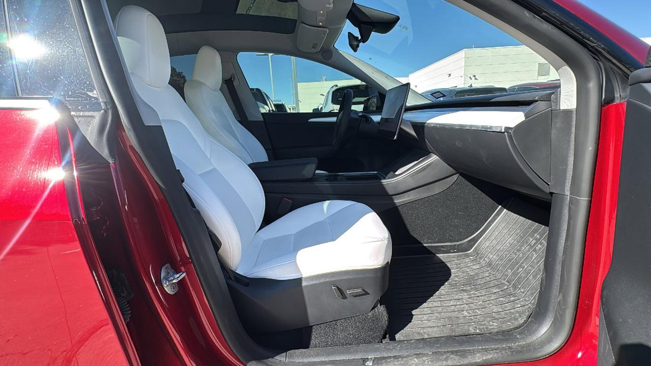 2024 Tesla Model Y Performance  Selma TX