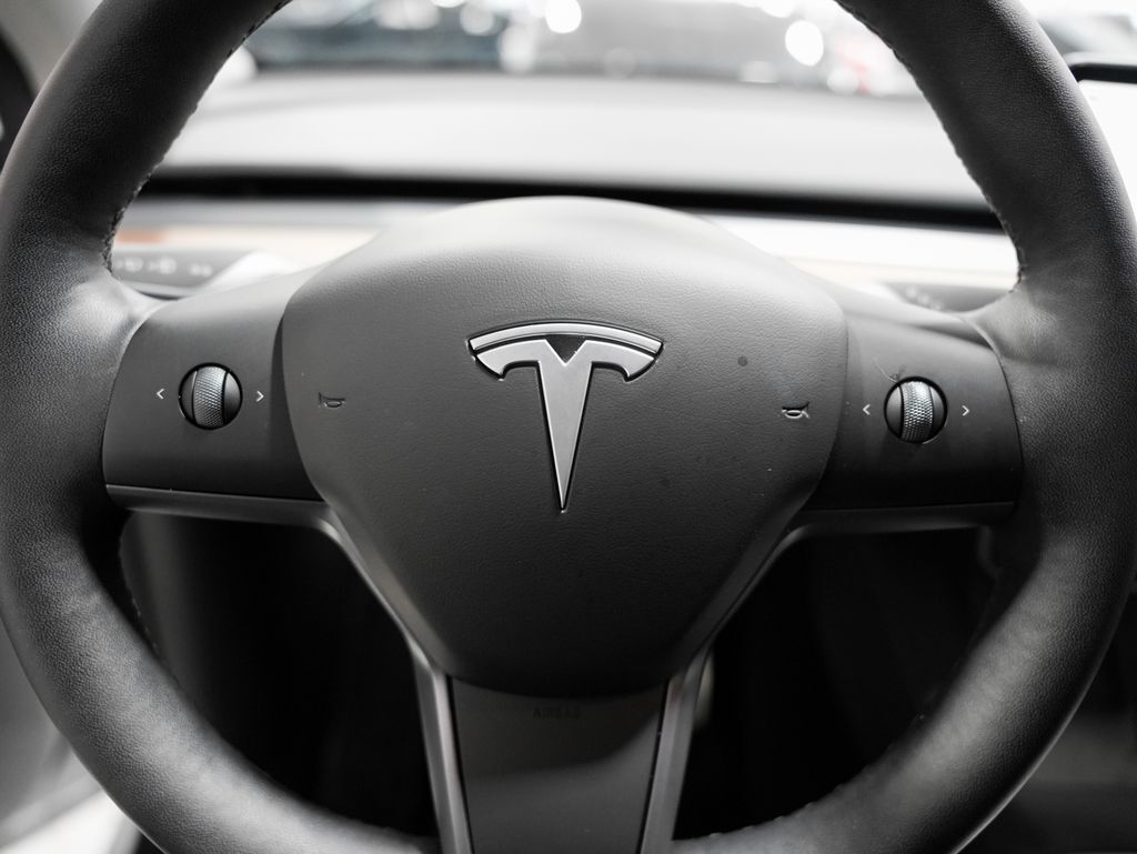 2024 Tesla Model Y Performance Tigard OR